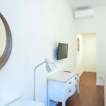 Апартаменты Easytopstay - Crescenzio Elegant